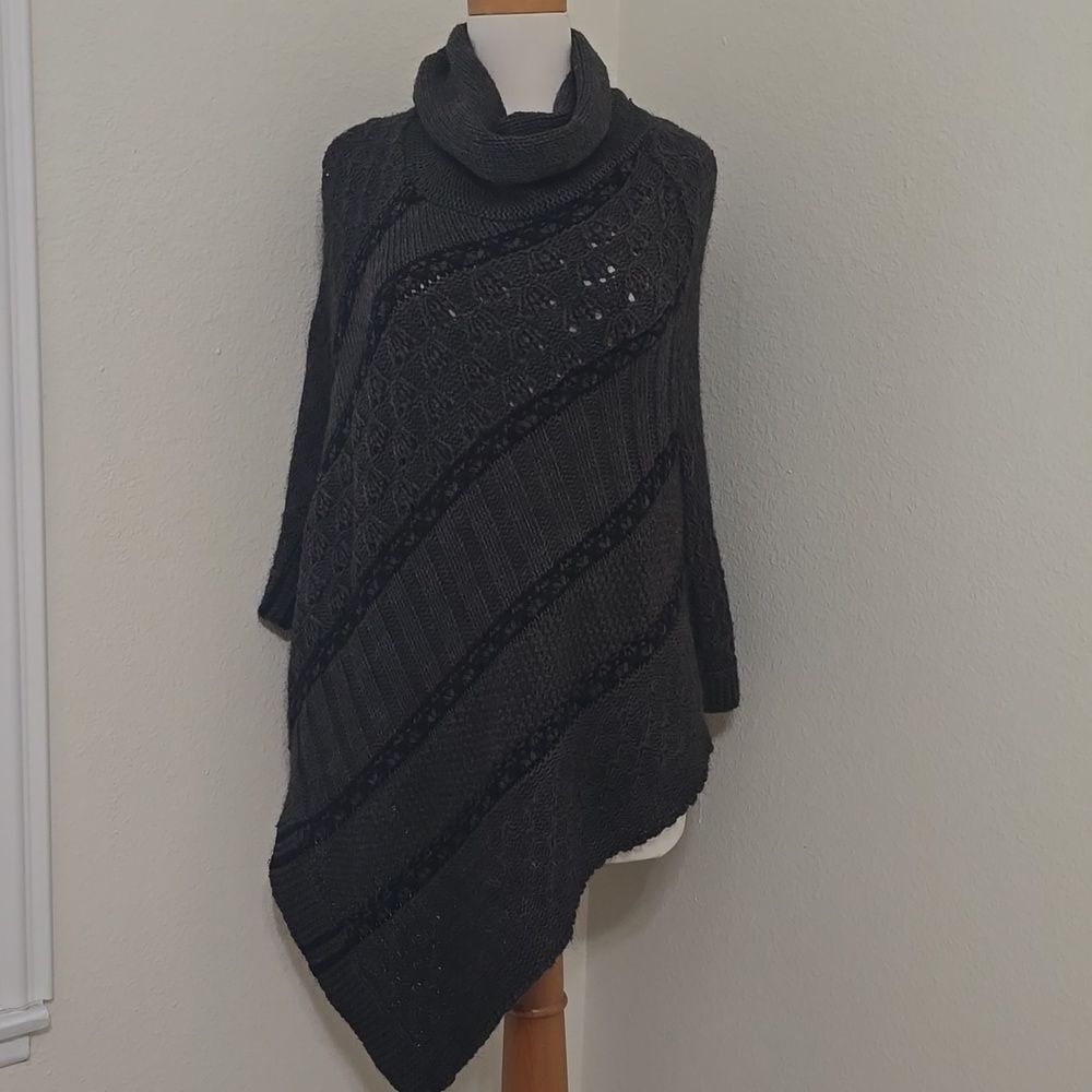 LINEAMAGLIA ACRYLIC WOOL‎ ALPACA BLEND PONCHO OS